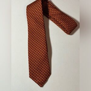 Vineyard Vines Men’s Tie Basketball Whales